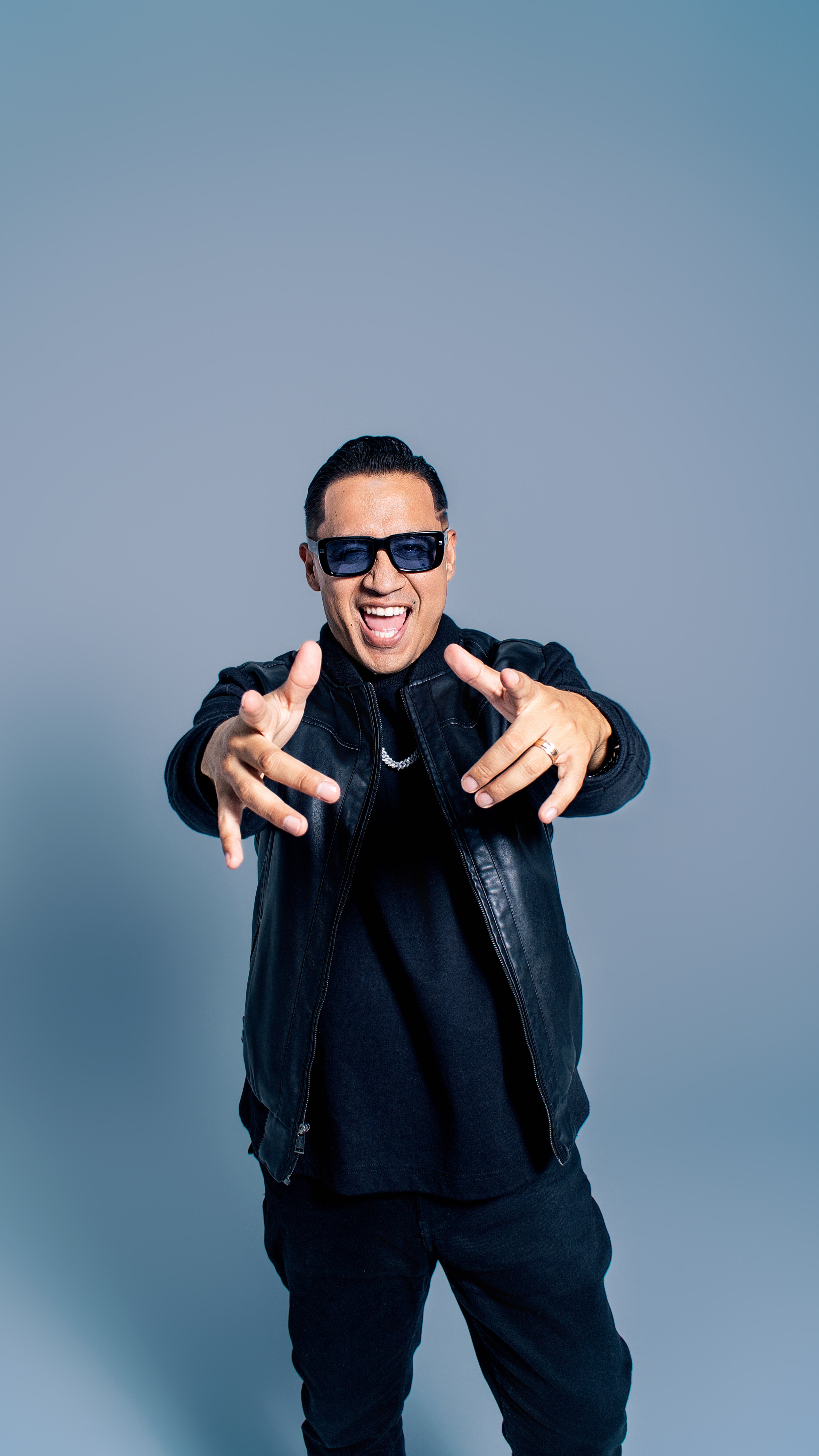 DJ LIVITUP